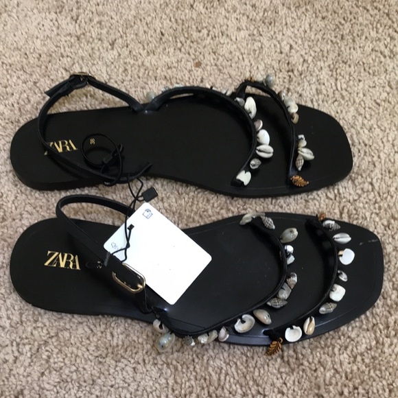 Zara SZ 38, black flat sandals with shells with ankle straps. - Picture 4 of 9